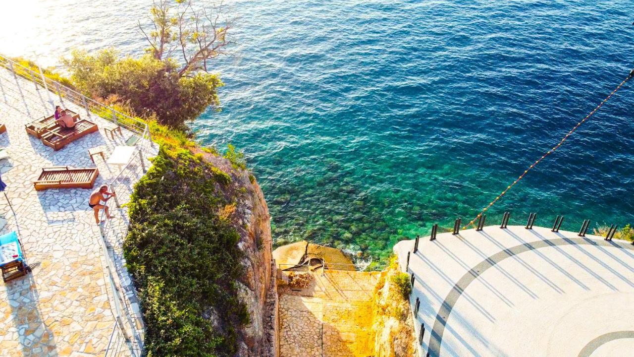 Villa Amos At Aquamarine Residence Vlore Luaran gambar