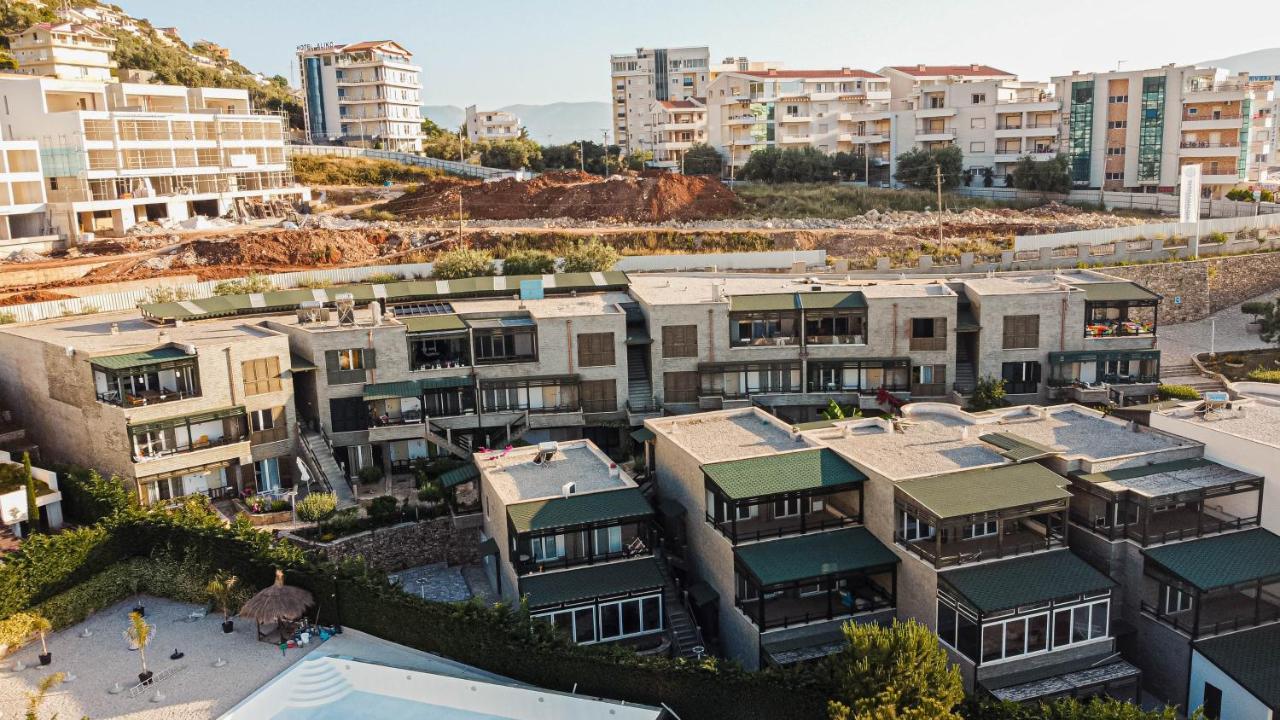 Villa Amos At Aquamarine Residence Vlore Luaran gambar