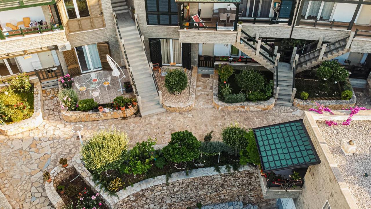 Villa Amos At Aquamarine Residence Vlore Luaran gambar