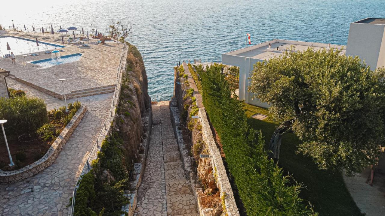 Villa Amos At Aquamarine Residence Vlore Luaran gambar