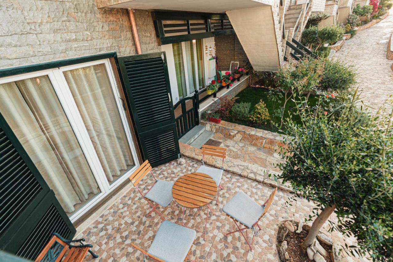 Villa Amos At Aquamarine Residence Vlore Luaran gambar