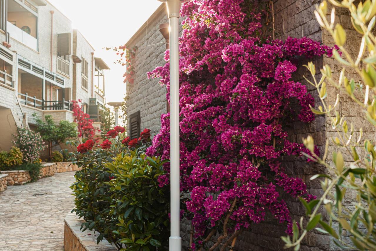 Villa Amos At Aquamarine Residence Vlore Luaran gambar